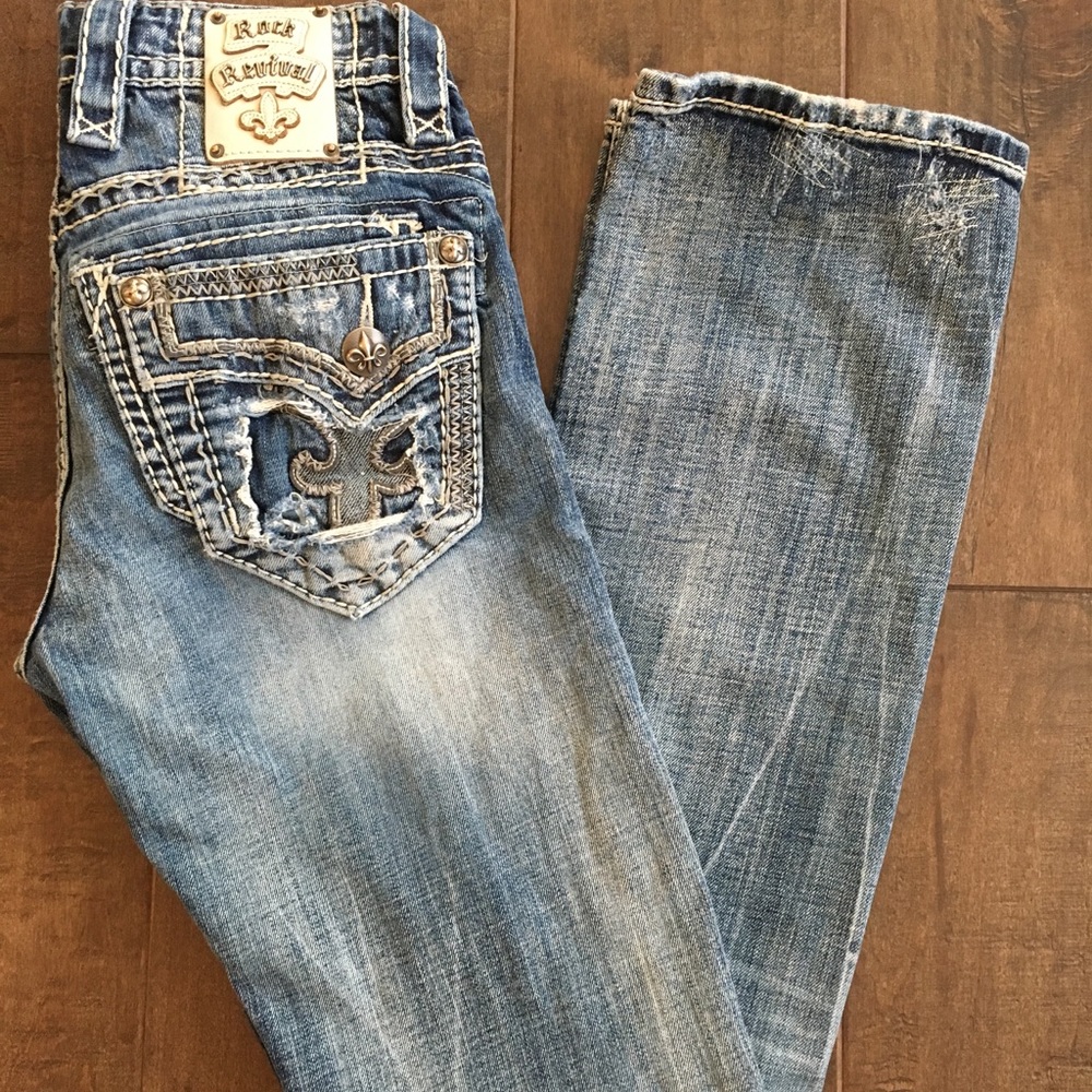 Men’s Rock Revival Jeans 30